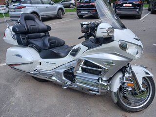 2013 Honda GL 1800 Gold Wing, белый, 1250000 рублей, вид 4