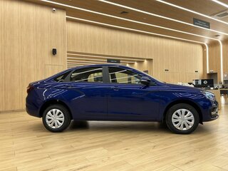 2026 Lada (ВАЗ) Vesta I Рестайлинг (NG), синий, 1705000 рублей, вид 4