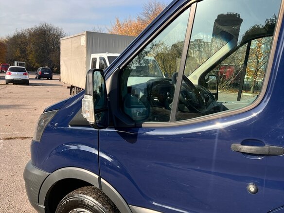 2018 Ford Transit, синий, 1950000 рублей - вид 2