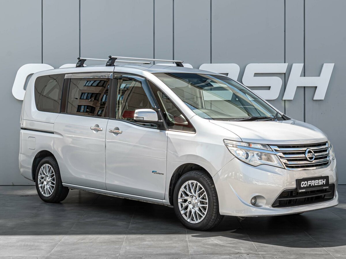 Открыть фотографии: Nissan Serena IV (C26)