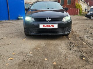 2011 Volkswagen Polo V, чёрный, 545000 рублей, вид 2