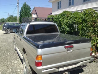 2005 Mitsubishi L200 III Рестайлинг, серебристый, 500000 рублей, вид 5