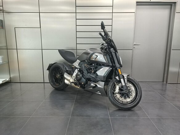 2019 Ducati Diavel 1260, серый, 1500000 рублей