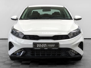2021 Kia Cerato IV Рестайлинг, белый, 1950000 рублей, вид 2