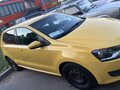 2011 Volkswagen Polo V, жёлтый, 530000 рублей - вид 2