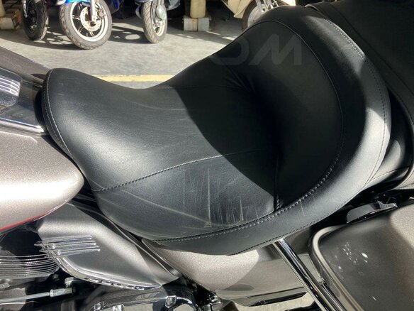 2017 Harley-Davidson Electra Glide, серый, 1750000 рублей - вид 4