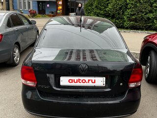2013 Volkswagen Polo V, чёрный, 600000 рублей, вид 4