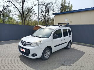 2014 Renault Kangoo II Рестайлинг, белый, 850000 рублей, вид 1