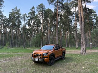 2025 Mitsubishi L200 VI, оранжевый, 7700000 рублей, вид 3