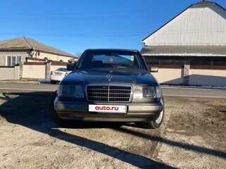 1992 Mercedes-Benz W124 200, серый, 240000 рублей, вид 2