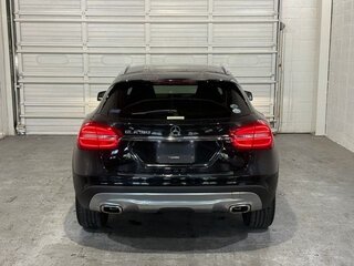 2015 Mercedes-Benz GLA 200 I (X156), чёрный, 1274911 рублей, вид 4