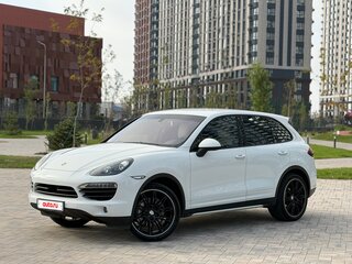 2013 Porsche Cayenne S Diesel II (958), белый, 3450000 рублей, вид 1