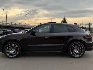2015 Porsche Macan Turbo I, коричневый, 4000000 рублей, вид 5
