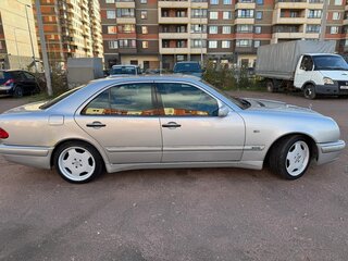 1997 Mercedes-Benz E-Класс 240 II (W210, S210), серый, 650000 рублей, вид 5