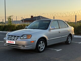 2003 Hyundai Accent II Рестайлинг, серебристый, 375000 рублей, вид 1