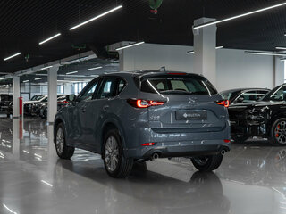2026 Mazda CX-5 II Рестайлинг, серый, 5000000 рублей, вид 4