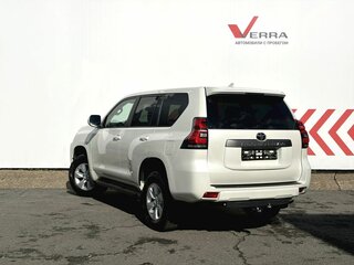 2021 Toyota Land Cruiser Prado 150 Series Рестайлинг 3, белый, 5250000 рублей, вид 3