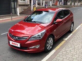 2016 Hyundai Solaris I Рестайлинг, красный, 1200000 рублей, вид 2