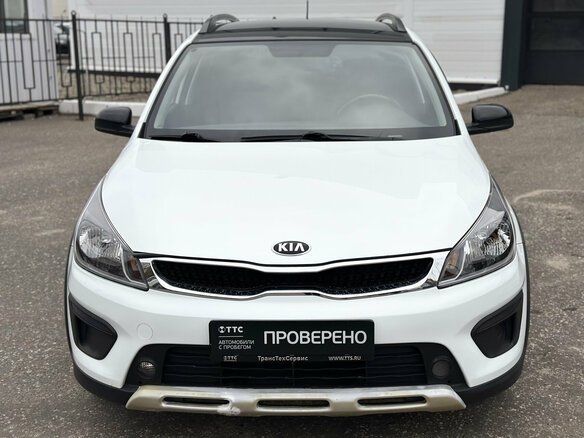 2017 Kia Rio X-Line IV, белый, 1000000 рублей - вид 1