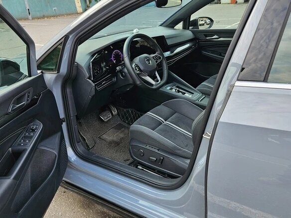 2022 Volkswagen Golf VIII, серый, 2120000 рублей - вид 10
