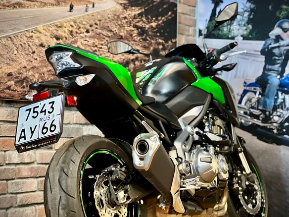 2018 Kawasaki Z 900, зелёный, 800000 рублей - вид 2