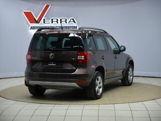 2014 Skoda Yeti I Рестайлинг, коричневый, 1230000 рублей, вид 5