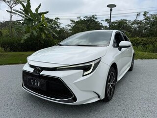 2024 Toyota Corolla Sporty XII (E210) Рестайлинг, белый, 1360000 рублей, вид 3