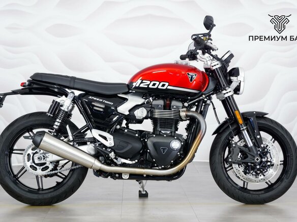 2026 Triumph Speed Twin, красный, 1599000 рублей