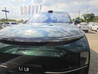 2026 Li Auto (Lixiang) L9 52.3 kWh I Рестайлинг, зелёный, 12090000 рублей, вид 2