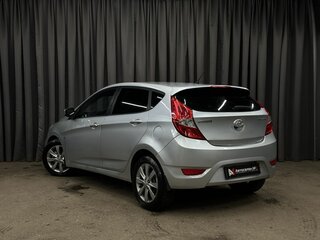 2011 Hyundai Solaris I, серебристый, 659999 рублей, вид 4