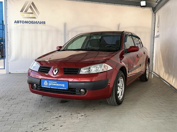 2005 Renault Megane II, красный