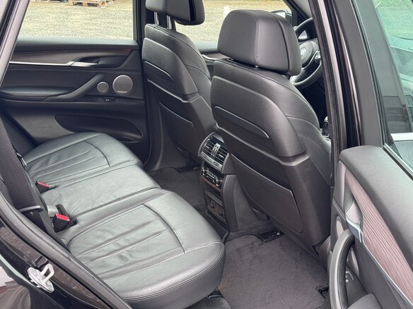 2013 BMW X5 50i III (F15), чёрный, 2550000 рублей - вид 28