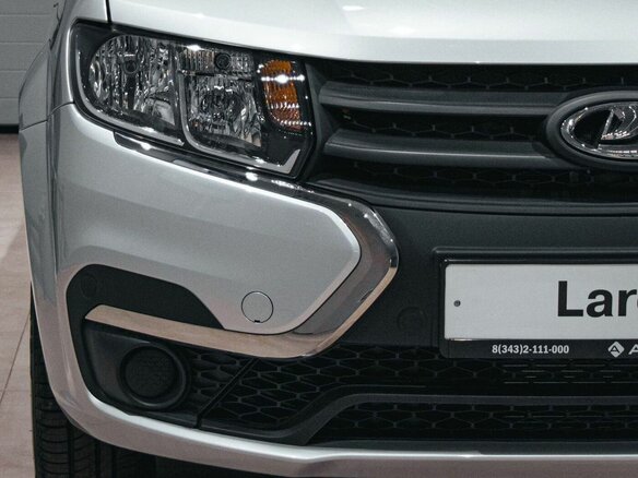 2026 Lada (ВАЗ) Largus I Рестайлинг, серебристый - вид 8