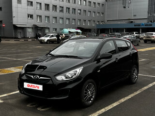2013 Hyundai Solaris I, чёрный, 710000 рублей, вид 1
