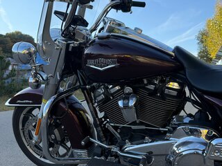 2018 Harley-Davidson Road King, красный, 1550000 рублей, вид 5