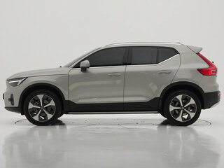 2025 Volvo XC40 I Рестайлинг, серый, 4900000 рублей, вид 2