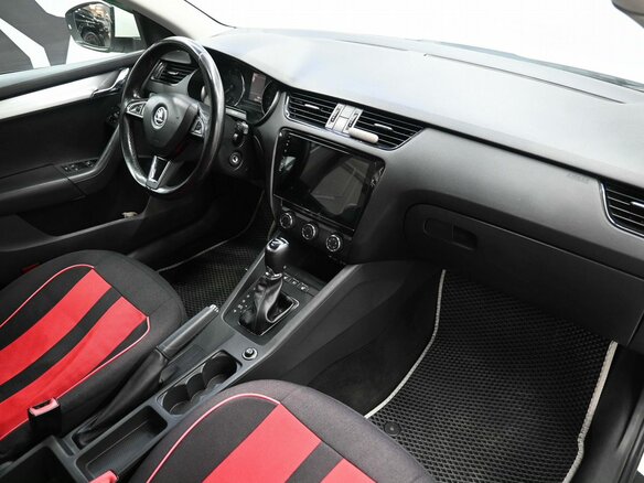 2014 Skoda Octavia III (A7), белый, 1159900 рублей - вид 6