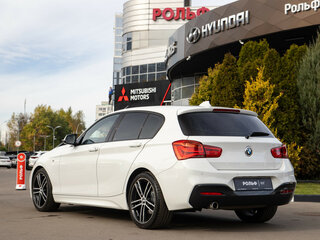 2019 BMW 1 серии 118i II (F20/F21) Рестайлинг 2, белый, 2358000 рублей, вид 5