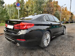2019 BMW 5 серии 520d xDrive VII (G30/G31/G38), чёрный, 4300000 рублей, вид 5