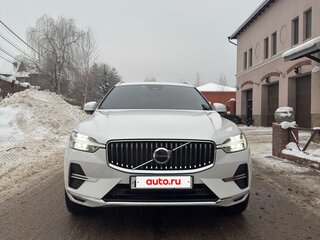 2022 Volvo XC60 II Рестайлинг, белый, 4700000 рублей, вид 2
