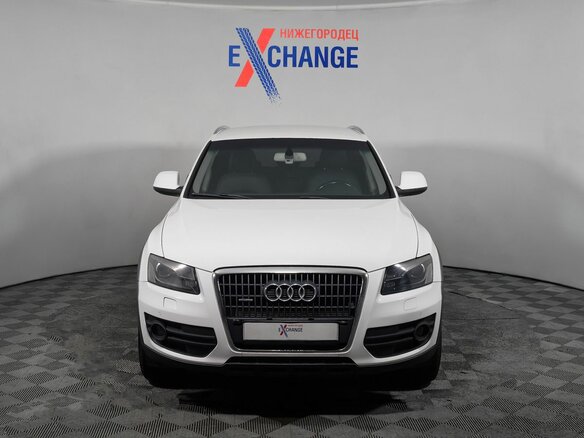 2009 Audi Q5 I (8R), белый, 999000 рублей - вид 2