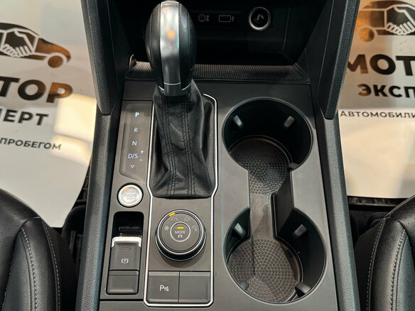 2018 Volkswagen Teramont I, чёрный, 2999500 рублей - вид 11