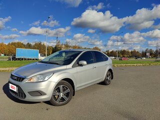 2010 Ford Focus II Рестайлинг, серебристый, 480000 рублей, вид 1