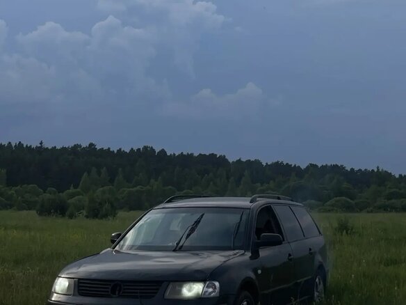 1998 Volkswagen Passat B5, чёрный