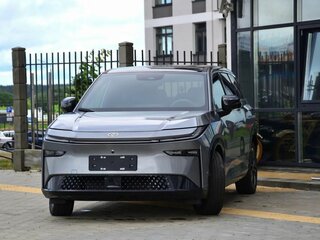 2026 Toyota bZ3X 58.3 kWh, серый, 3000000 рублей, вид 2