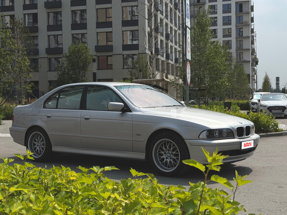2002 BMW 5 серии 530i IV (E39) Рестайлинг, серый, 1200000 рублей - вид 1