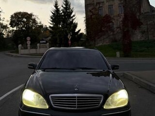 2000 Mercedes-Benz S-Класс 500 Long IV (W220), чёрный, 700000 рублей, вид 2