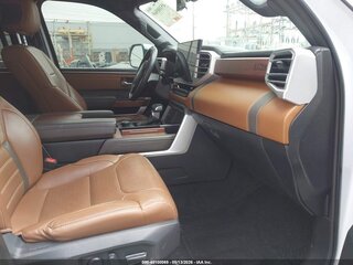 2024 Toyota Tundra CrewMax III, белый, 7690000 рублей, вид 5