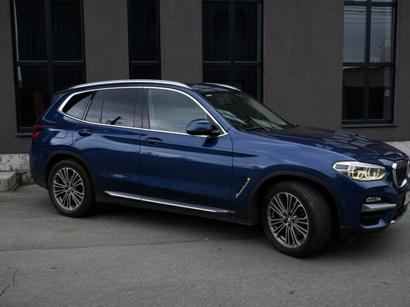 2018 BMW X3 20i xDrive III (G01), синий, 3730000 рублей - вид 3