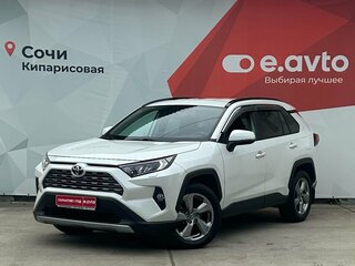 2020 Toyota RAV4 V (XA50), белый, 3100000 рублей, вид 1